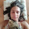 Gardienne-de-confiance-pour-animaux-1159803-1