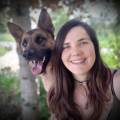 https://fr.holidog.com/ImagesPetSitters/D263B0A9-EA19-40DA-A5B9-8B5C537AF01F_square_120.jpg Pet-sitter-attentionnée-1090963-0